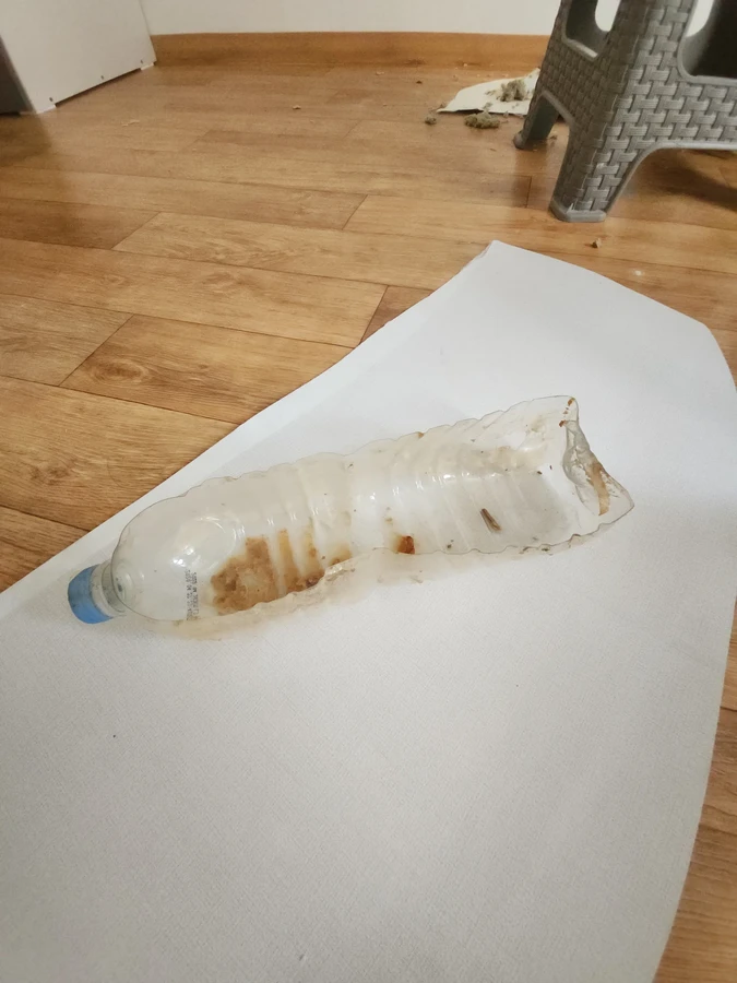천장보수 주방텍스 천장 속 슬라브 짙은 얼룩과 곰팡이 노출